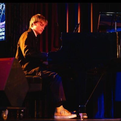 Jack – Guitar and Piano tutor